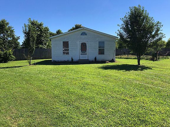 Backyard Cabana house-20x24