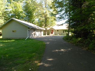 4359 Otter Island Trl, Eagle River, WI 54521