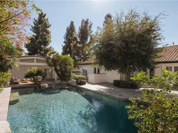 8202 Rhea Ave, Reseda, CA 91335