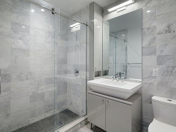 5th image of 1050 6th Ave Unit 22-A