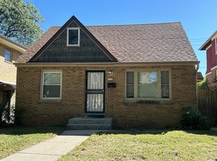 3132 N 52nd St, Milwaukee, WI
