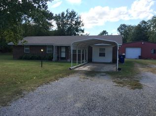 612 S Oak St, Nowata, OK 74048