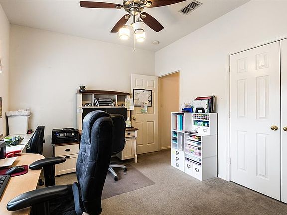 5th image of 241 Mimosa Dr