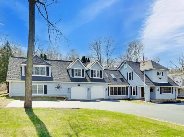 W4687 South Lakeshore DRIVE, Fontana, WI 53125