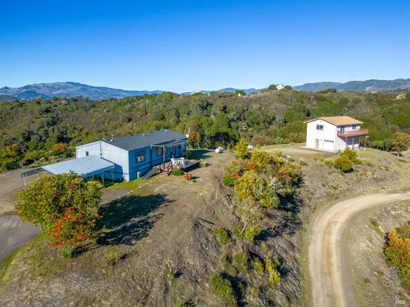 5090 Lake Ridge Road, Ukiah, CA 95482