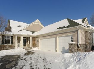 9986 Wellington Bay, Woodbury, MN 55125