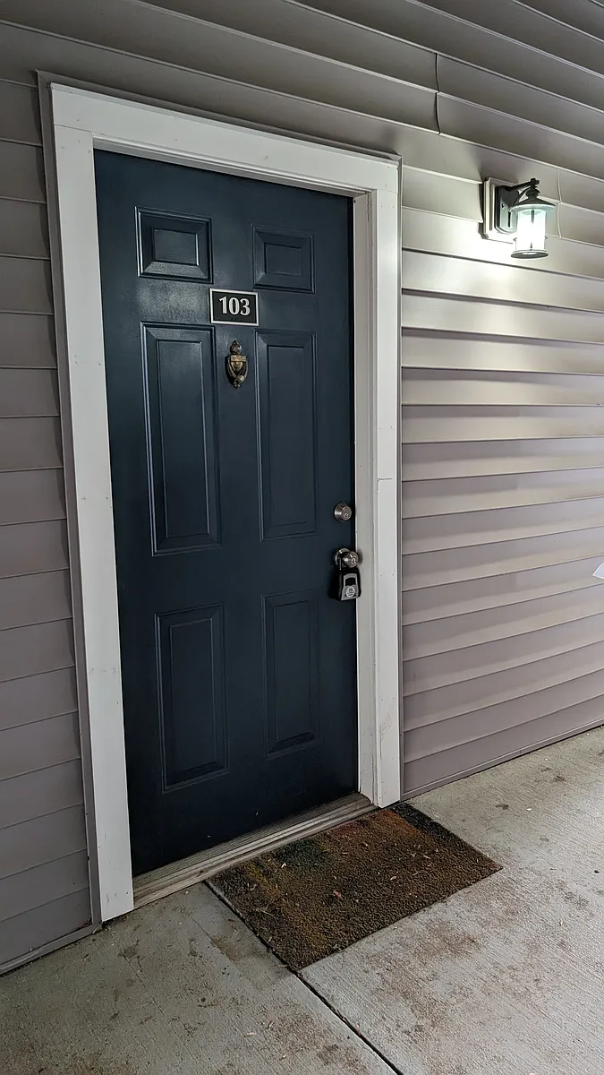 First floor entrace - 46602 Ellicott Sq #103