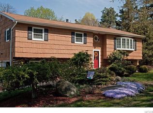 9 Arlington Dr, Monroe, NY 10950
