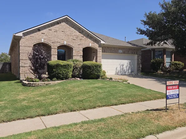 4057 Claymore Ln, Fort Worth, TX 76244