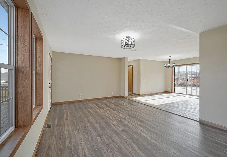 2617 Orchard St — Photo 9