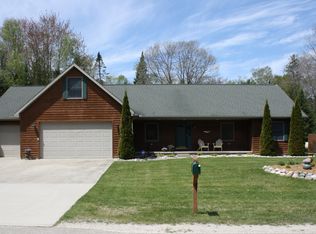 7519 Pine Tree Trl, Oscoda, MI 48750