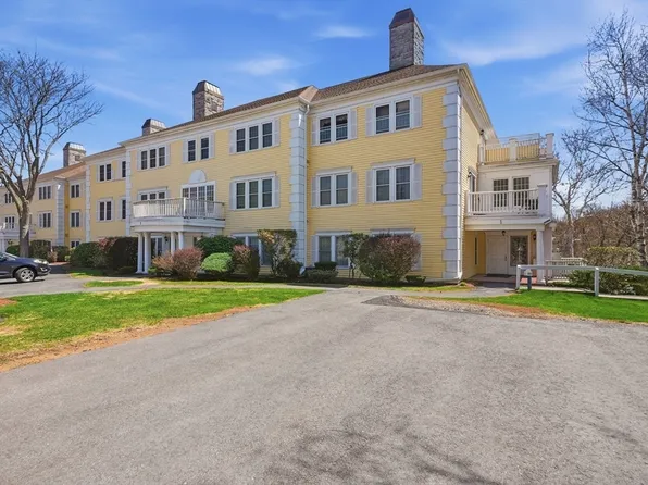1 Riverview Blvd #216, Methuen, MA 01844