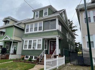 25 Grove St, Elizabeth, NJ 07202