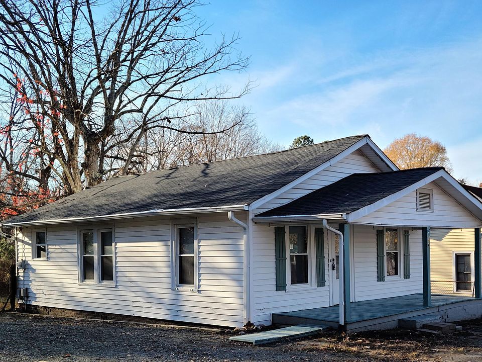 1st image of 318 Woodlawn St