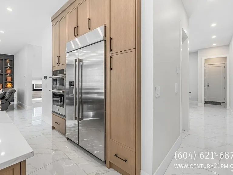 20264 27a Ave #UPPER — Photo 18