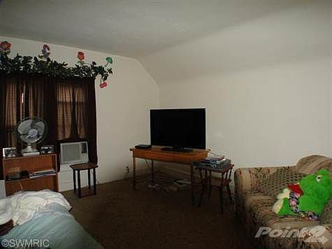 upper level living room