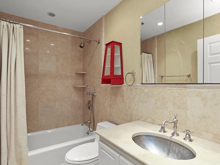 115 River Rd #15 — Photo 18