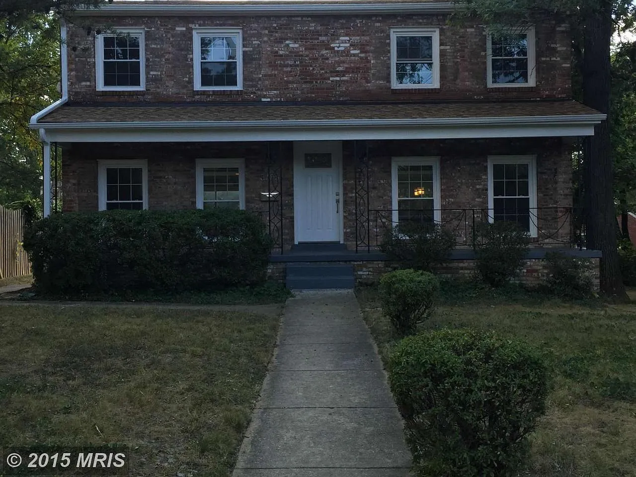 3605 Suitland Rd SE photo 1