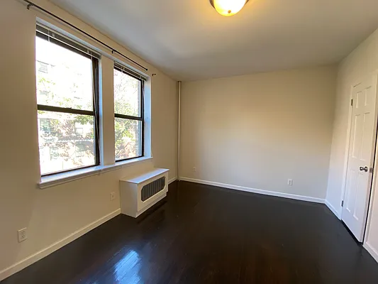 Rented by Oxford Property Group | media 22