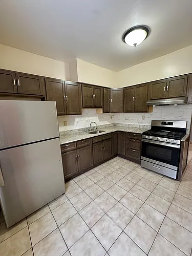 46 Stegman St Photo 1