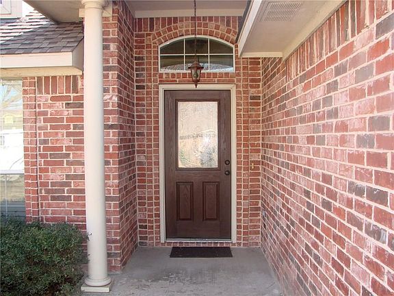 2nd image of 1505 Cedar Knoll Dr