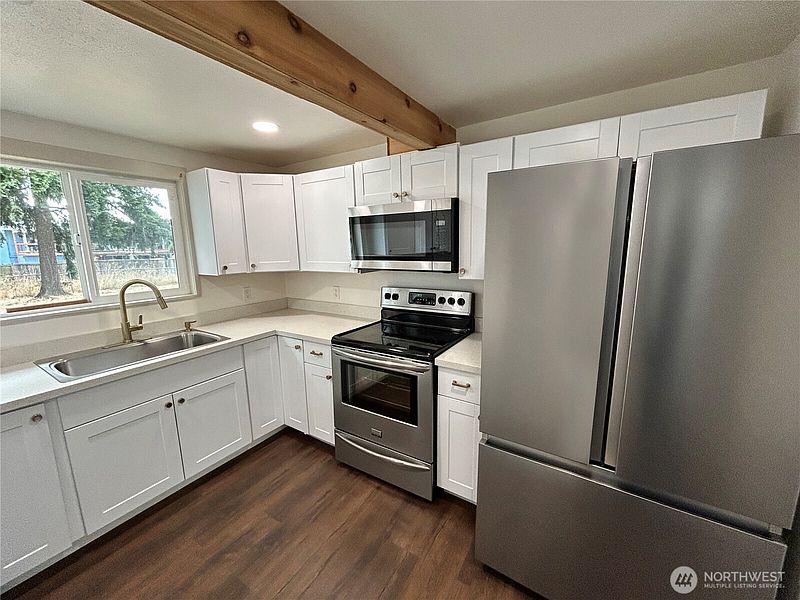 5th image of 7029 S G Street