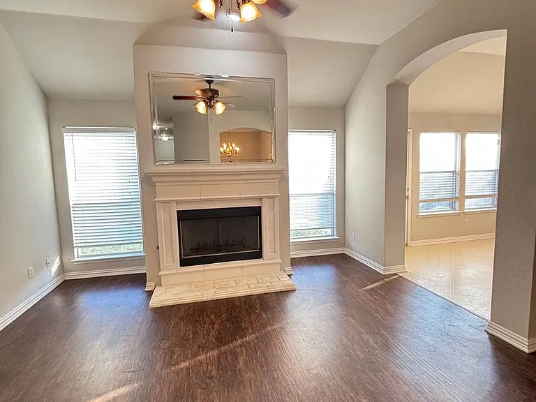 2601 Coffey Dr — Photo 11