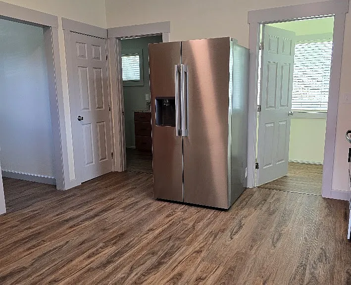 449 SW Elmwood Ave — Photo 8