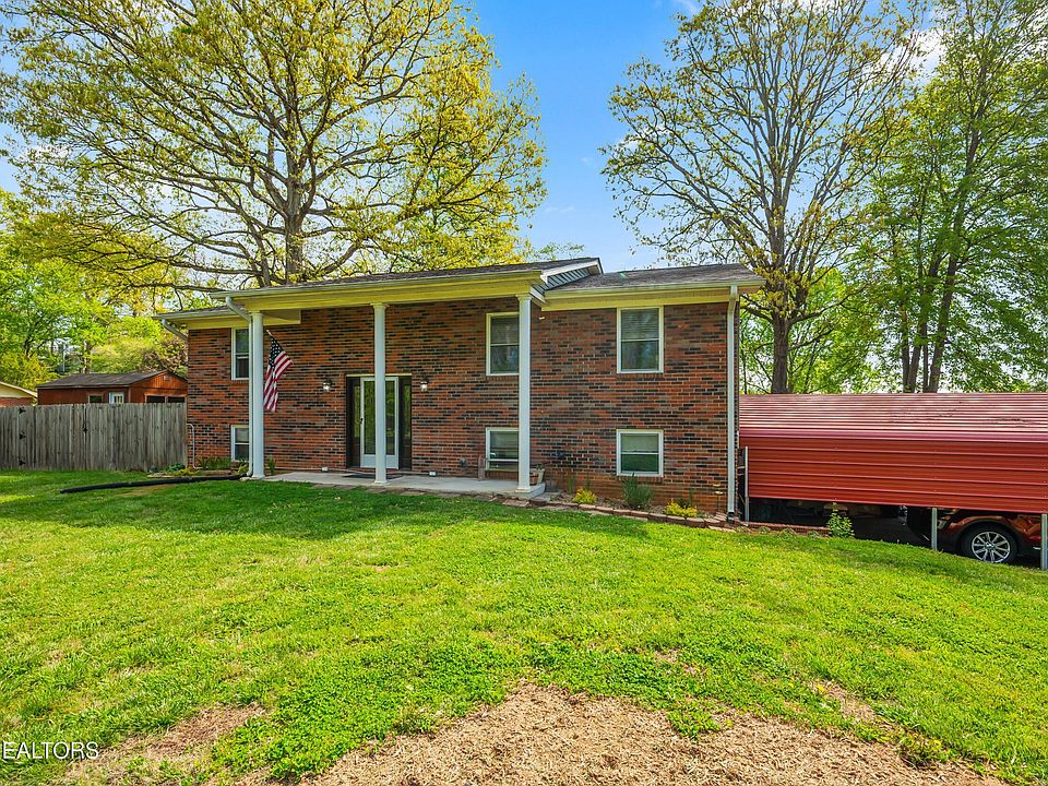 1st image of 4685 Robin Hood Cir