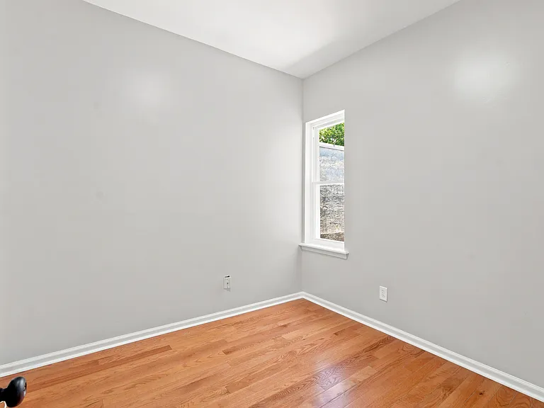 4271 Leidy Ave — Photo 20