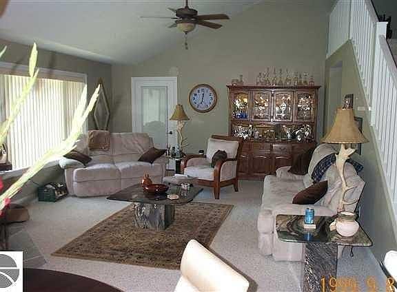 4th image of 4829 Black Bear Dr
