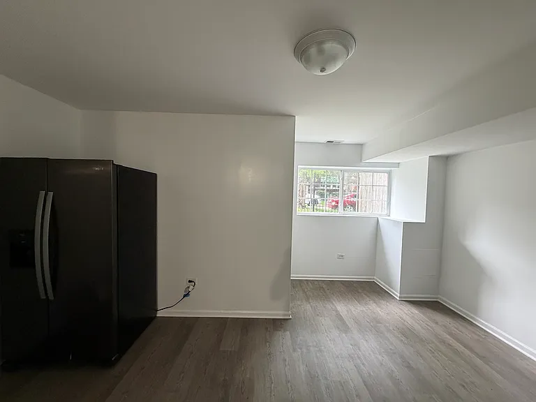4049 W Crystal St #G — Photo 12