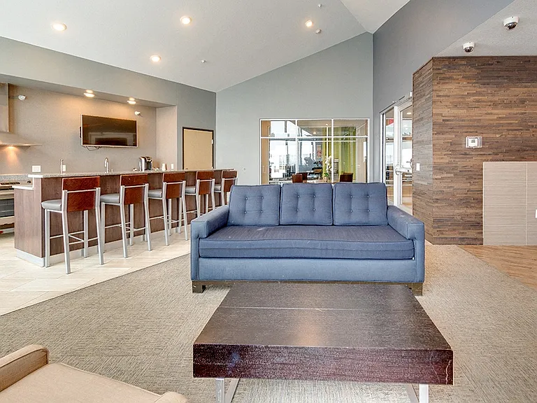 Sundance Apartments — Photo 17