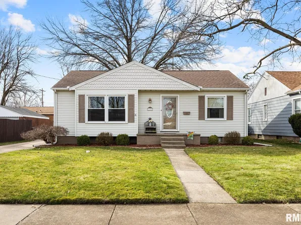 908 Jefferson St, Pekin, IL 61554