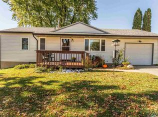 1413 S Comet Rd, Sioux Falls, SD 57103