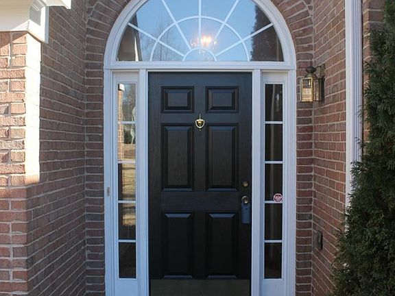 2nd image of 6119 Saddlehorse Dr