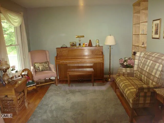 Property photo 3