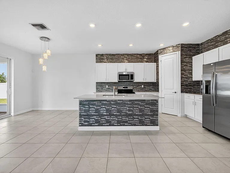 13275 NW Copper Creek Dr — Photo 10