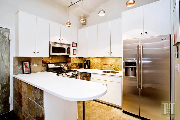 Sold by Halstead Real Estate | media 2