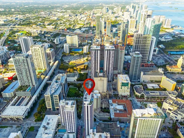 225 N Miami Ave Unit 504, Miami, FL 33128