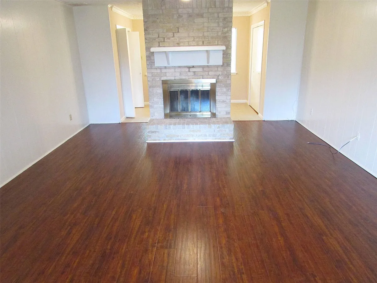 Building Photo - 3219 Ashmont Ln