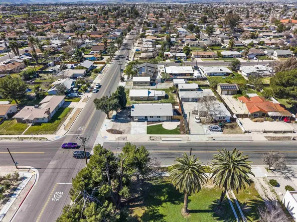 695 S Santa Fe St, Hemet, CA 92543