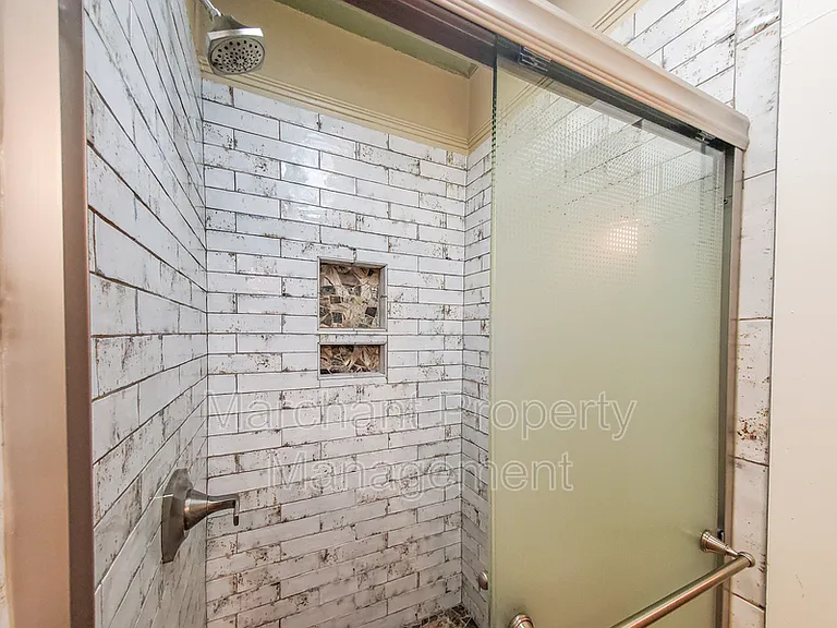 38 Keowee Ave — Photo 23