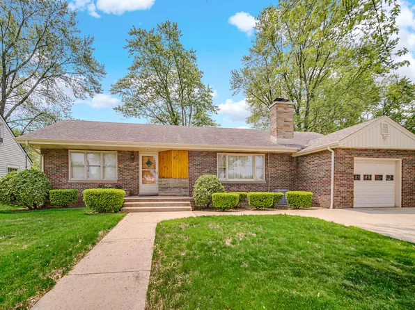 611 W Porter Ave, Chesterton, IN 46304