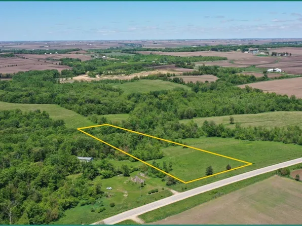 Sawyer Rd, Central City, IA 52214