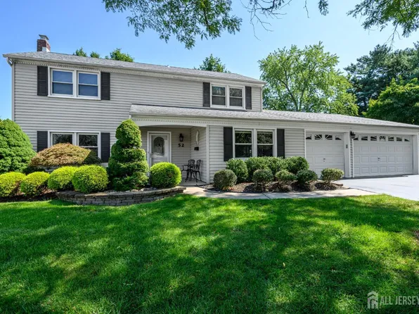 52 Fordham Dr, Aberdeen, NJ 07747