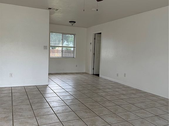 5th image of 2610 West Rd
