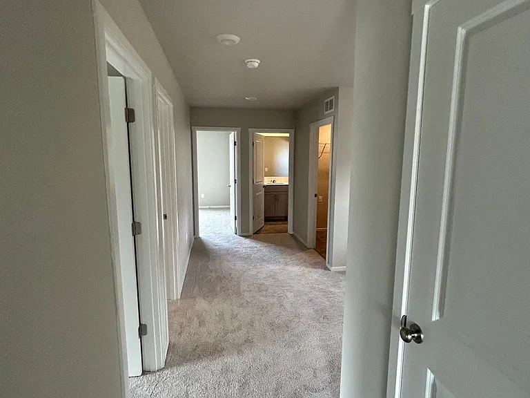 20512 SE Byron Ave — Photo 16
