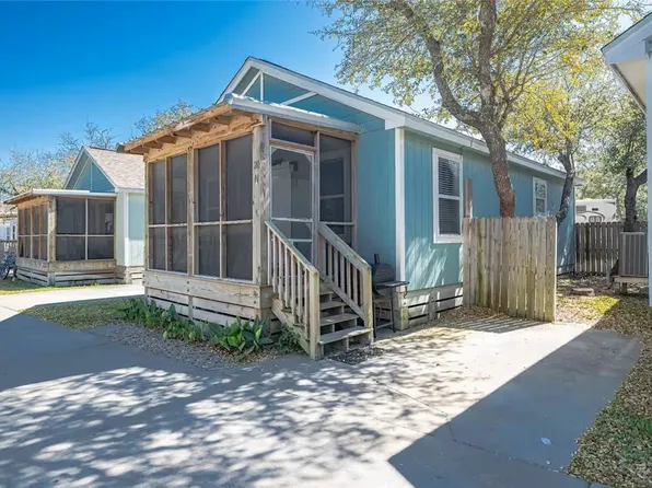 5481 Highway 35 N #20, Rockport, TX 78382