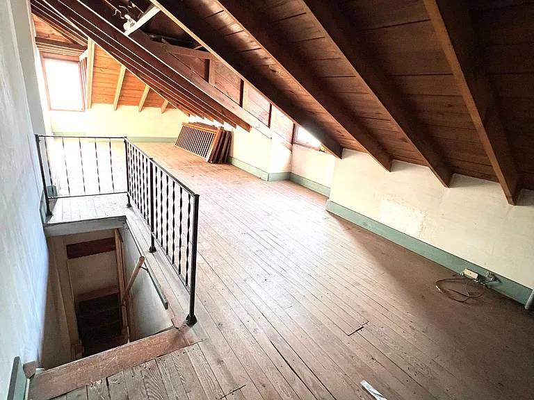 143 E Elm St #2 — Photo 9